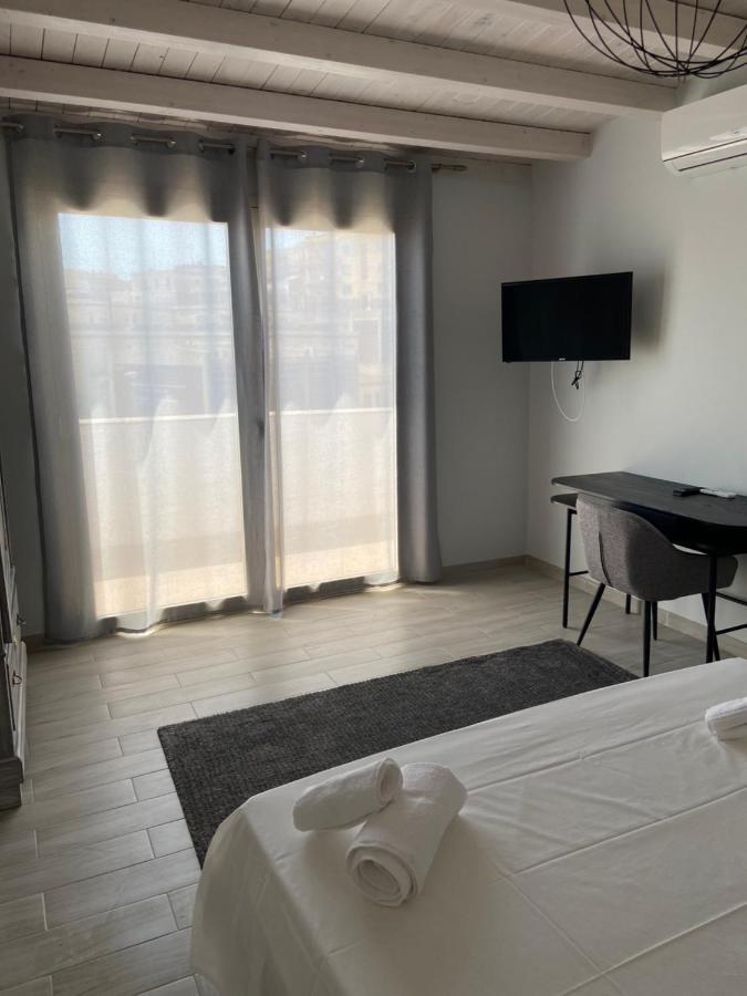 Minioto Rooms 노토 외부 사진